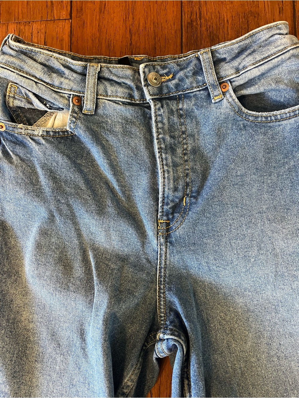 H&M High Rise Straight Jeans - Picture 6 of 10